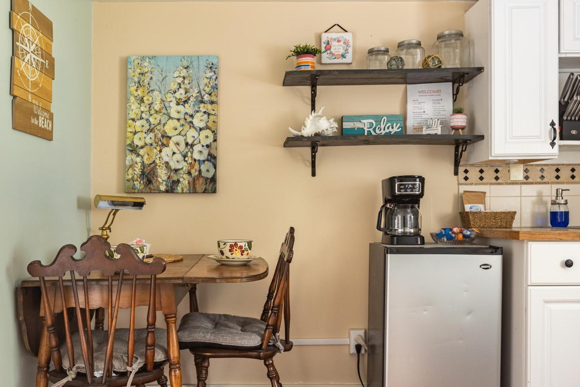 Enchanted Cottages By The Sea Seaview Room photo