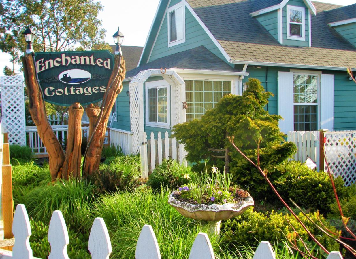 Enchanted Cottages By The Sea Seaview Exterior photo